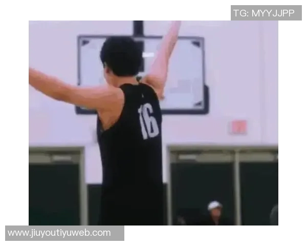 瀚森在比赛中展现出自信与进步逐渐找到个人节奏的精彩表现 瀚森在比赛中展现出自信与进步逐渐找到个人节奏的精彩表现