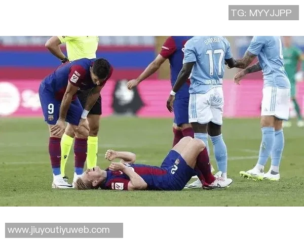 莱万伤情未明能否出战国家德比引发关注