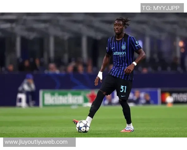 巴特萨基荣膺米兰对阵拉齐奥最佳球员称号 巴特萨基荣膺米兰对阵拉齐奥最佳球员称号